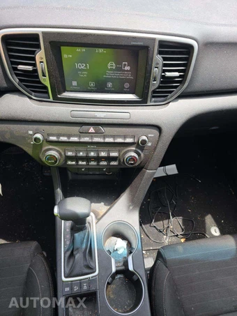 2019 Kia Sportage LX – miniatura 10