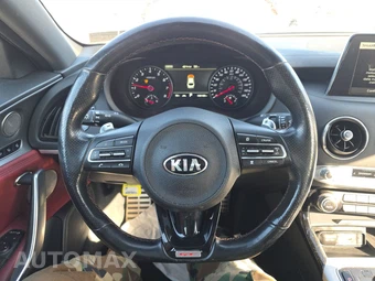 2019 Kia Stinger AWD GT2 – miniatura 10