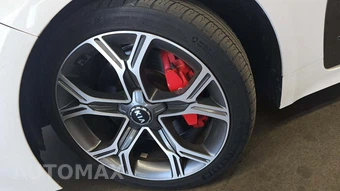 2019 Kia Stinger AWD GT2 – miniatura 27