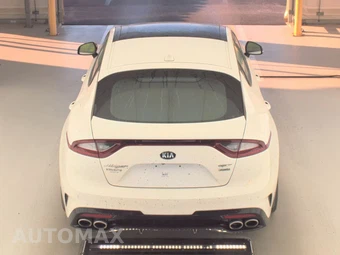 2019 Kia Stinger AWD GT2 – miniatura 5