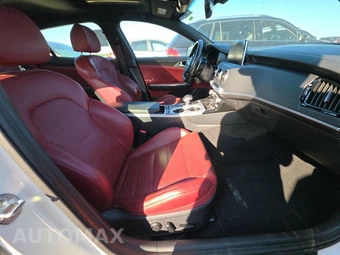 2019 Kia Stinger AWD GT2 – miniatura 8