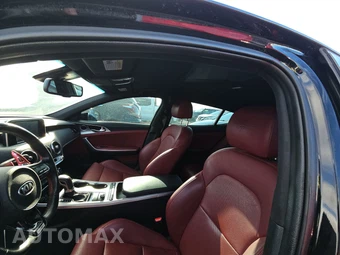 2019 Kia Stinger GT - miniatura 14