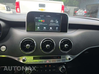 2019 Kia Stinger GT – miniatura 10