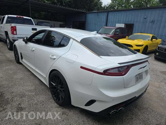 2019 Kia Stinger GT – miniatura 2