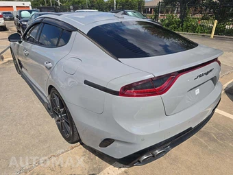 2019 Kia Stinger GT2 - miniatura 2