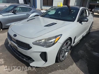 2019 Kia Stinger GT2