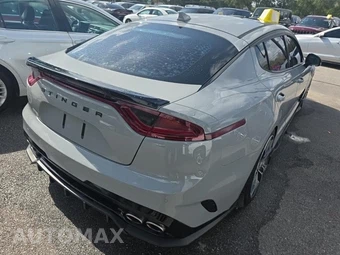 2019 Kia Stinger GT2 - miniatura 4