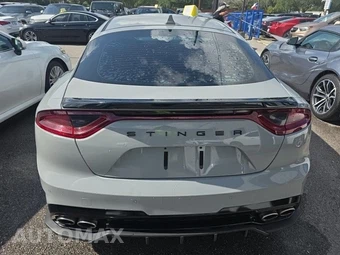 2019 Kia Stinger GT2 - miniatura 5