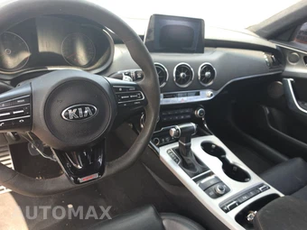 2019 Kia Stinger GTS - miniatura 11