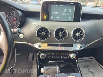 2019 Kia Stinger - miniatura 11