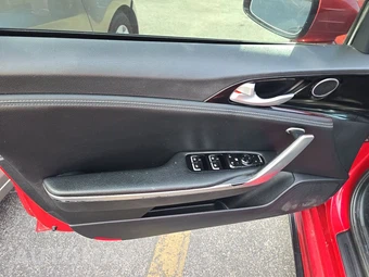 2019 Kia Stinger - miniatura 9