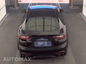 2019 Kia Stinger Premium – miniatura 5