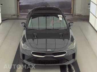 2019 Kia Stinger Premium - miniatura 2