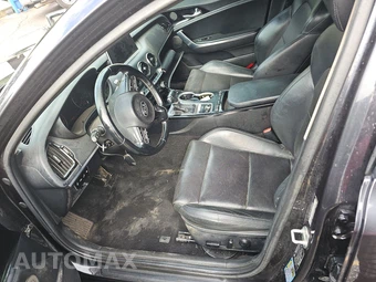 2019 Kia Stinger Premium - miniatura 7