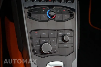 2019 Lamborghini Huracan RWD Convertible - miniatura 20