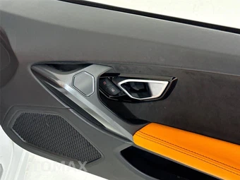 2019 Lamborghini Huracan RWD Convertible - miniatura 29