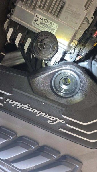 2019 Lamborghini Urus – miniatura 20