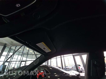 2019 Lamborghini Urus - miniatura 11