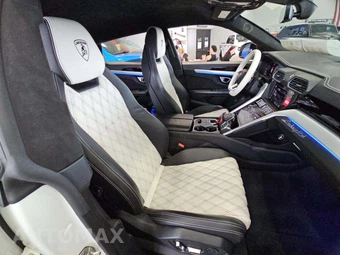 2019 Lamborghini Urus - miniatura 18