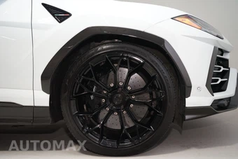 2019 Lamborghini Urus – miniatura 21