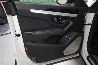 2019 Lamborghini Urus – miniatura 22
