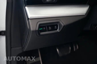 2019 Lamborghini Urus – miniatura 26