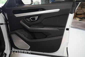 2019 Lamborghini Urus – miniatura 30