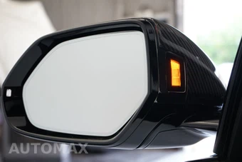 2019 Lamborghini Urus – miniatura 34