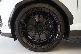 2019 Lamborghini Urus – miniatura 36