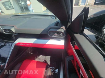 2019 Lamborghini Urus – miniatura 19