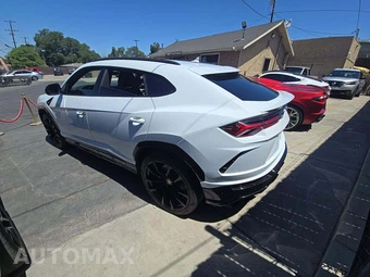 2019 Lamborghini Urus – miniatura 2