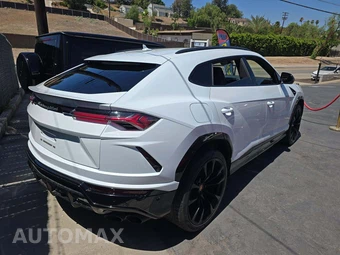2019 Lamborghini Urus – miniatura 3