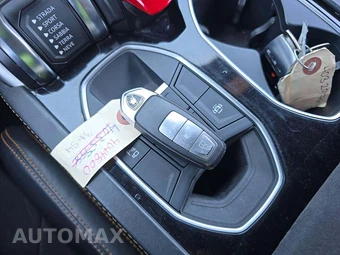 2019 Lamborghini Urus – miniatura 8