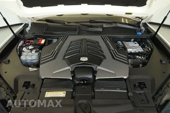 2019 Lamborghini Urus - miniatura 32