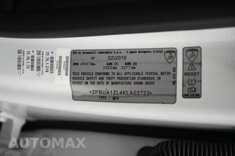 2019 Lamborghini Urus - miniatura 35