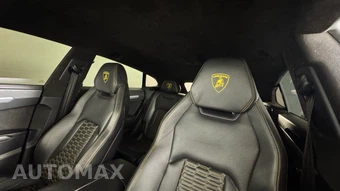2019 Lamborghini Urus – miniatura 14
