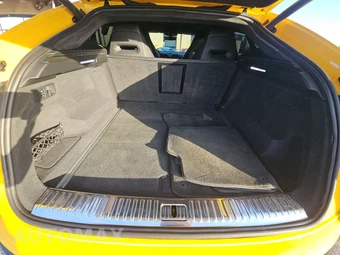 2019 Lamborghini Urus - miniatura 16