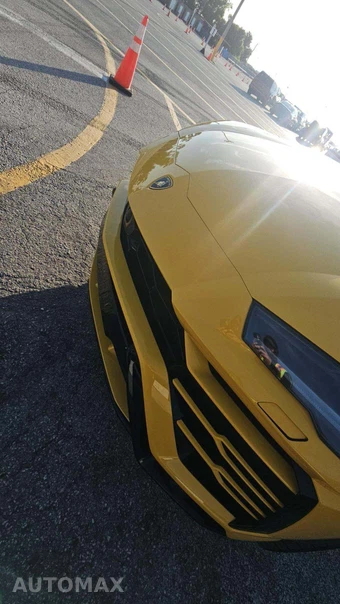2019 Lamborghini Urus - miniatura 20
