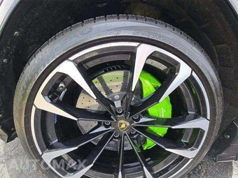 2019 Lamborghini Urus