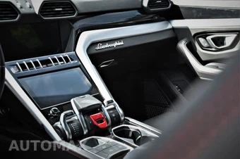 2019 Lamborghini Urus – miniatura 9