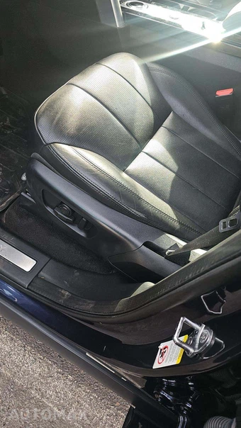 2019 Land Rover Discovery HSE – miniatura 25