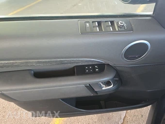 2019 Land Rover Discovery HSE – miniatura 9