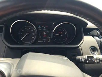 2019 Land Rover Discovery SE - miniatura 12