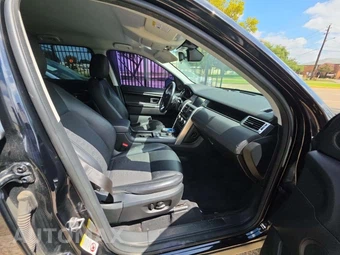 2019 Land Rover Discovery Sport SE – miniatura 18