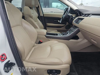 2019 Land Rover Range Rover Evoque SE - miniatura 8