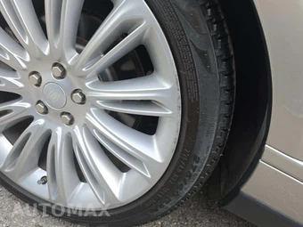 2019 Land Rover Range Rover HSE - miniatura 23