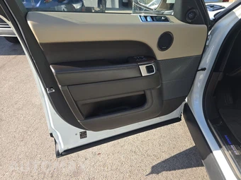 2019 Land Rover Range Rover Sport HSE - miniatura 9