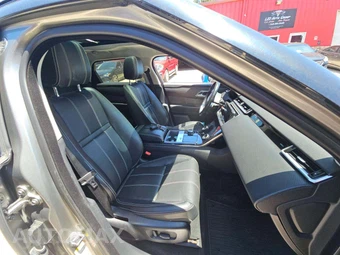 2019 Land Rover Range Rover Velar S – miniatura 18