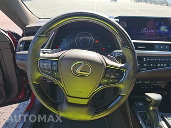 2019 Lexus ES 300h - miniatura 10