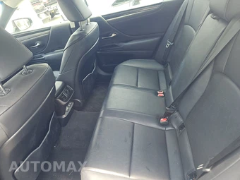 2019 Lexus ES 300h – miniatura 13